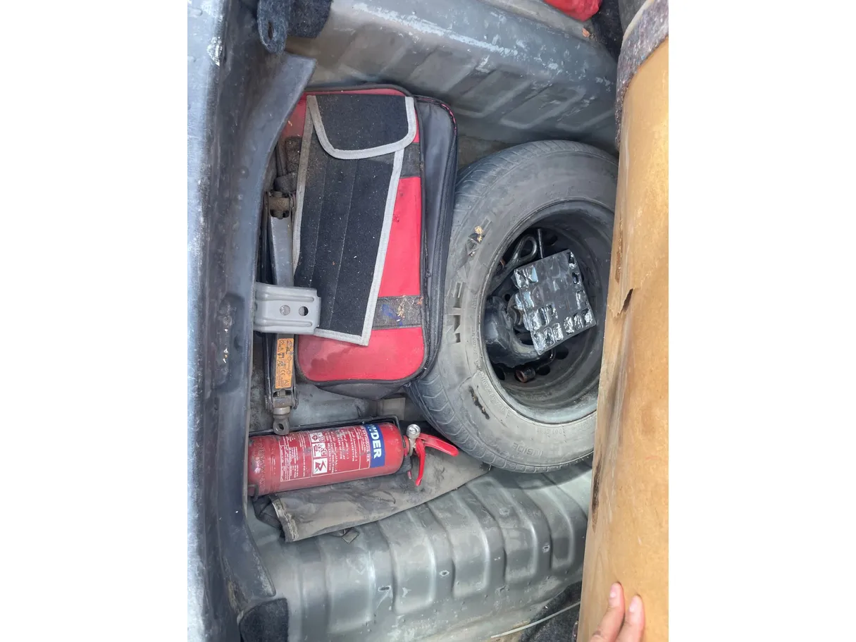 Car image 21