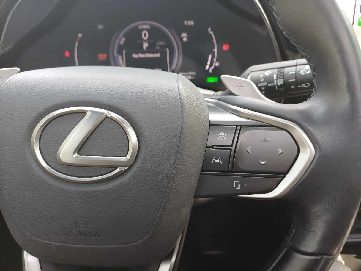 Car image 22