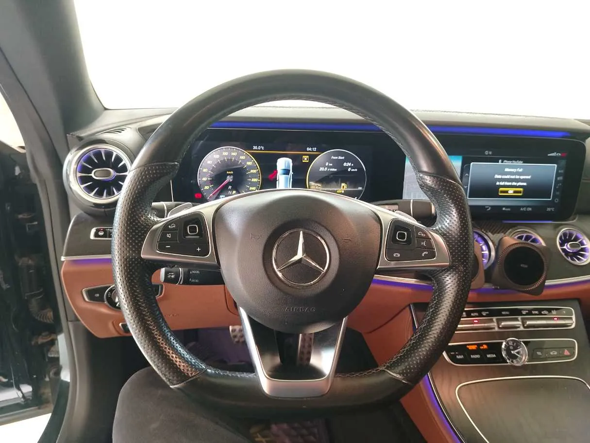 Car image 23