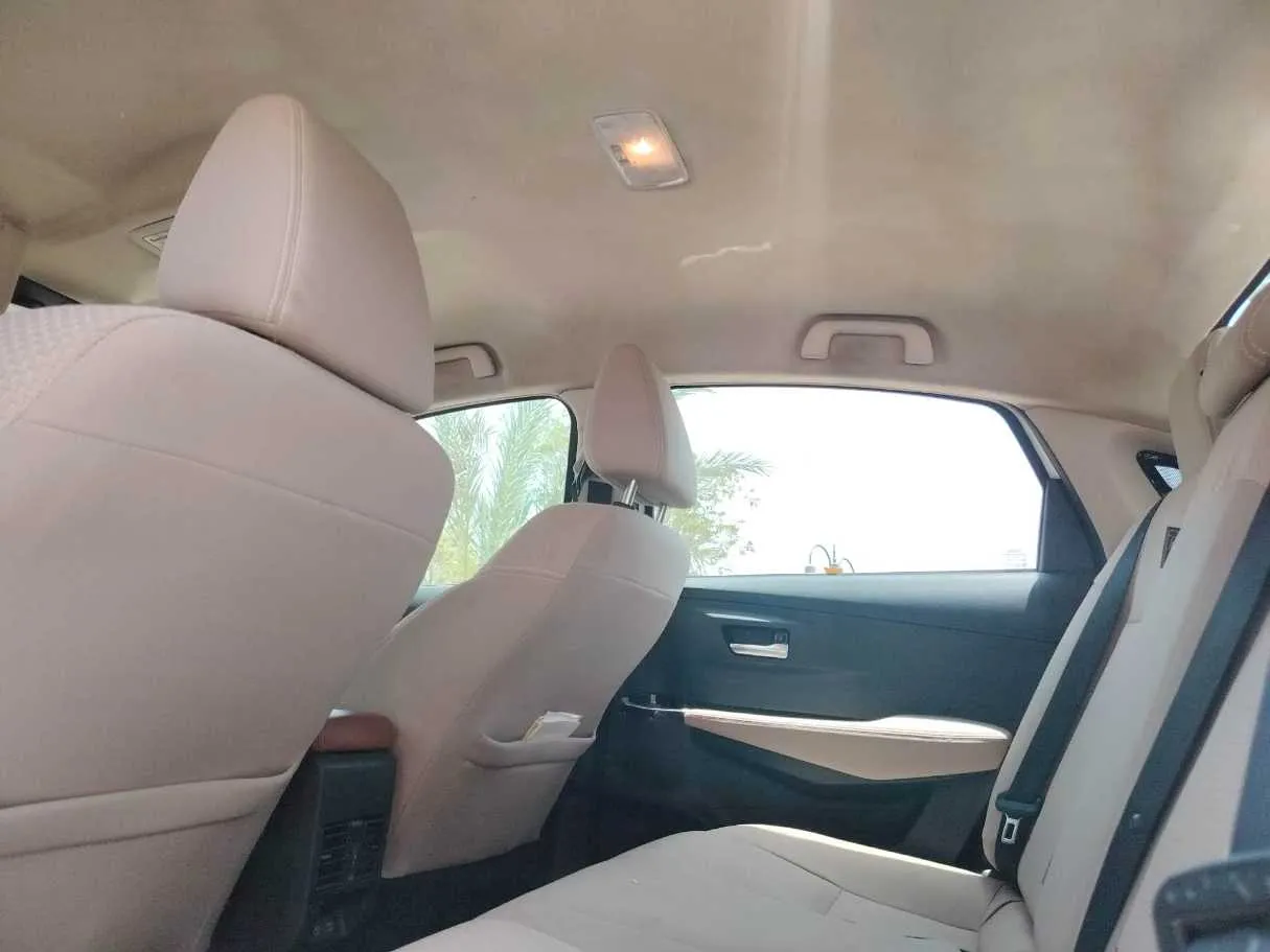 Car image 20