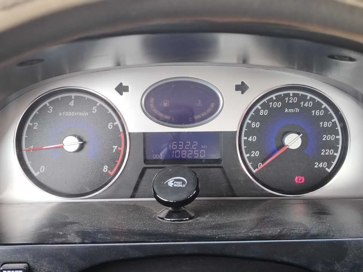 Car image 21