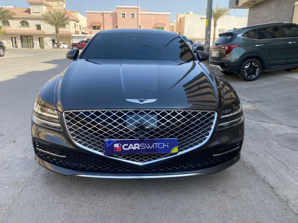 Car image 2