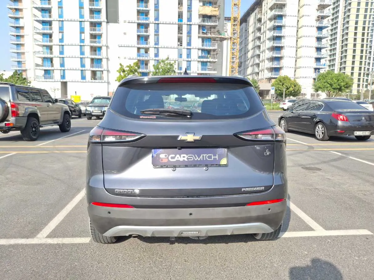 Car image 6