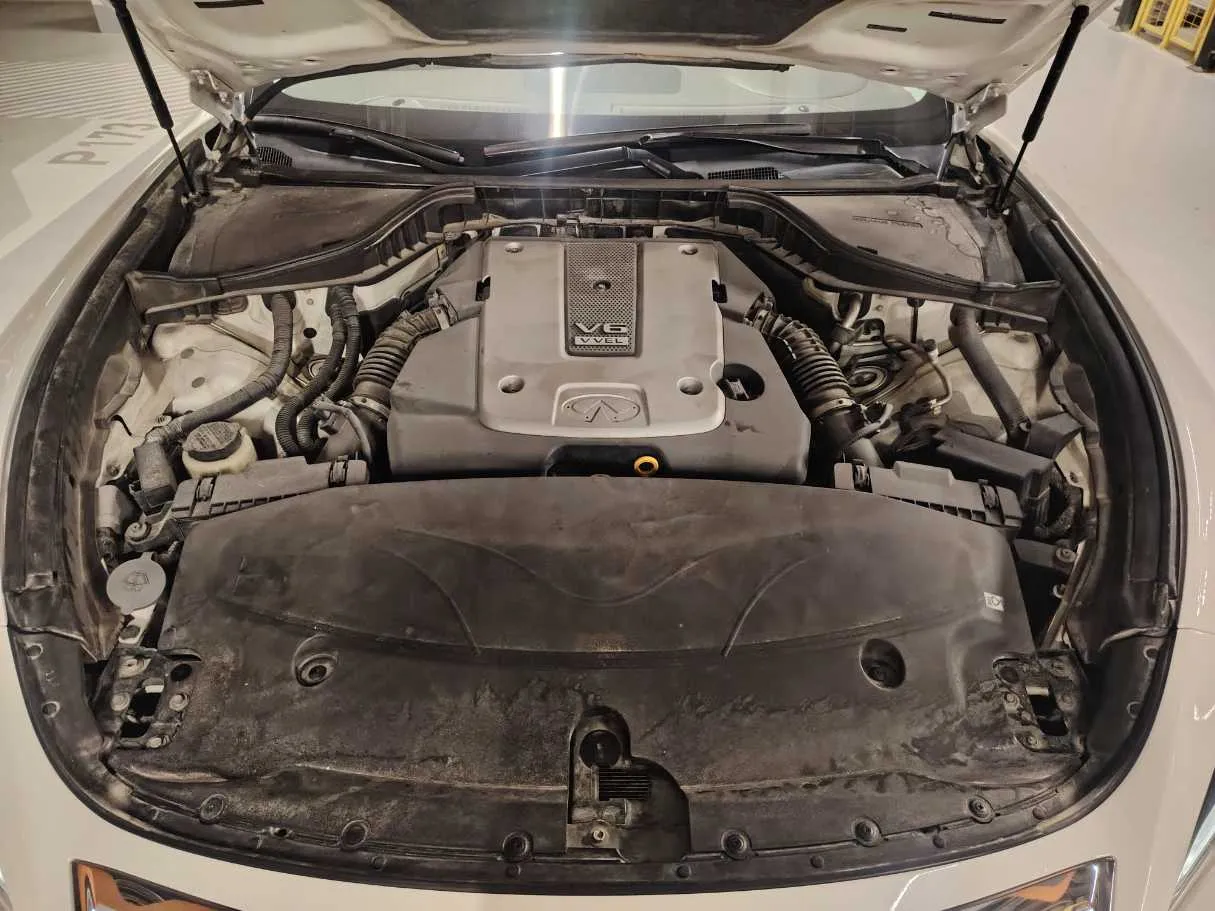Car image 35