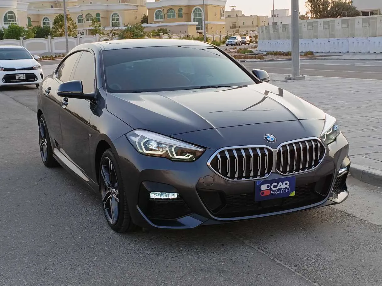 Car image 3