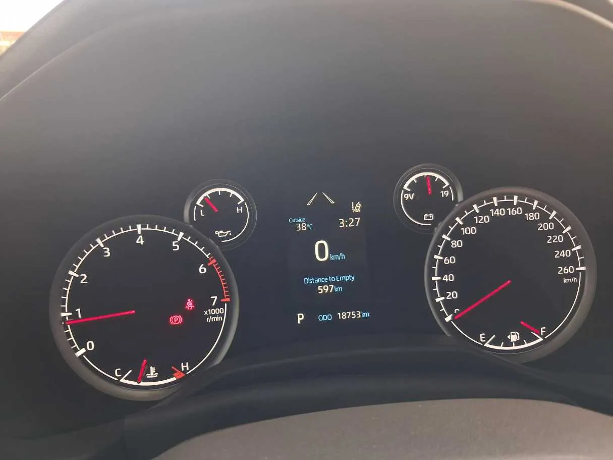 Car image 18