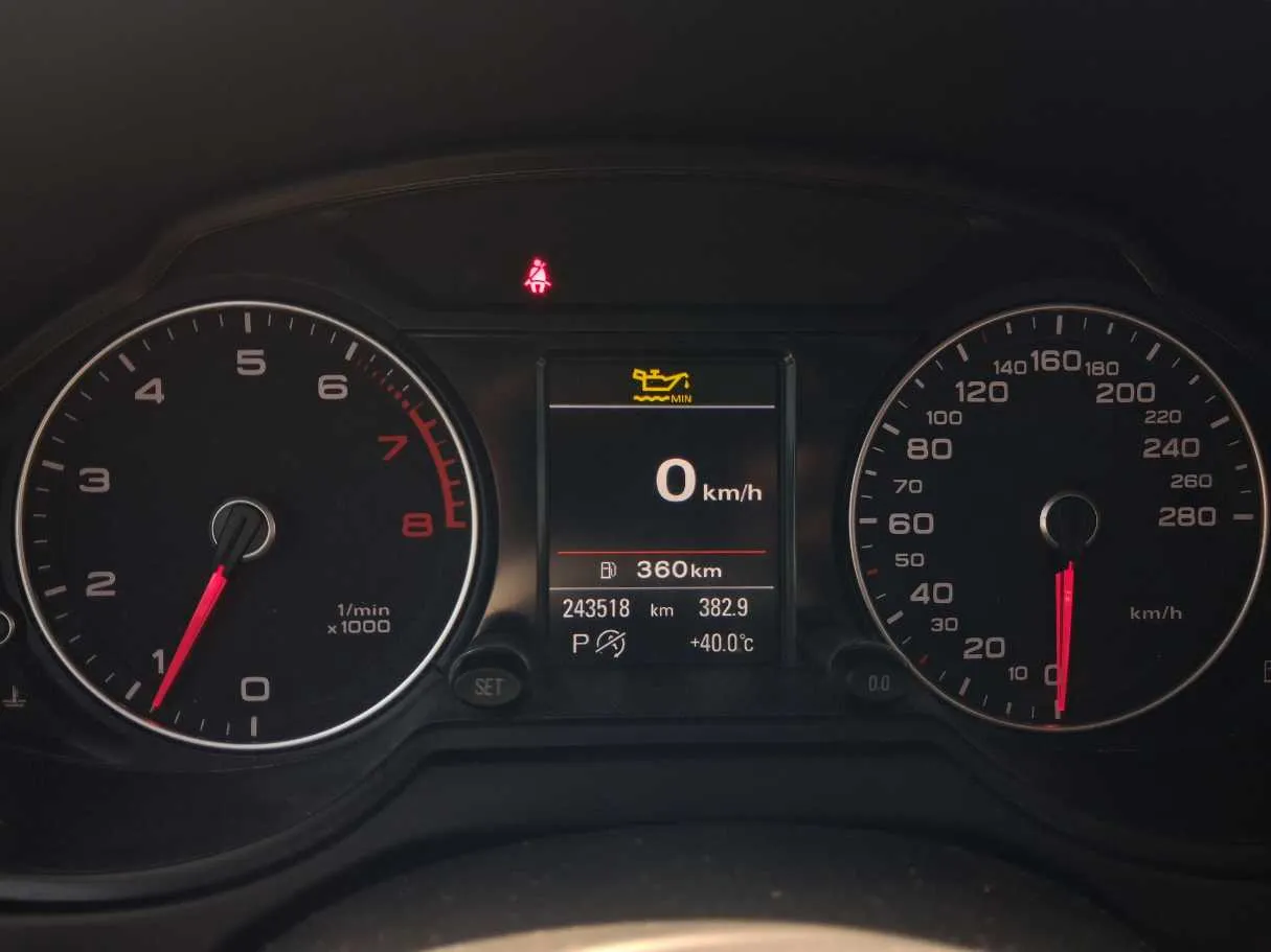 Car image 20