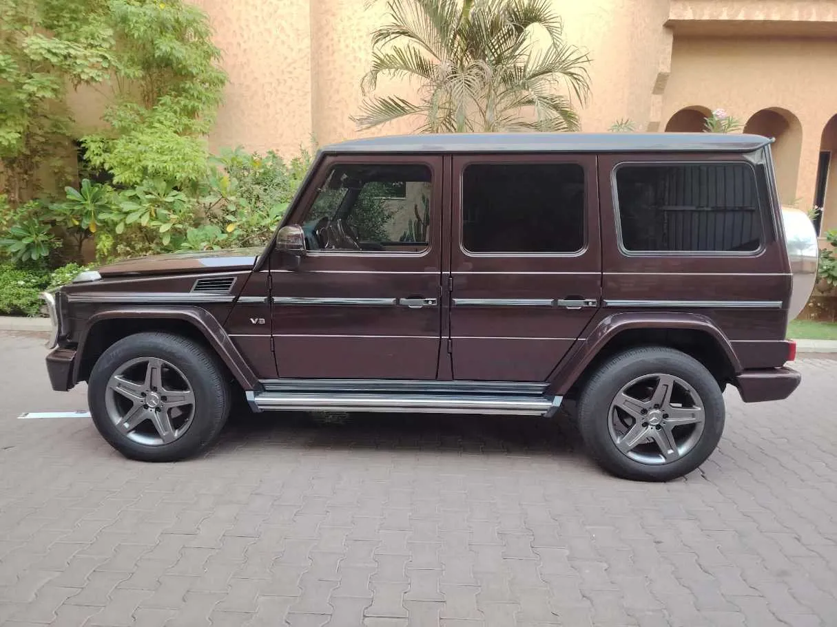 Car image 9