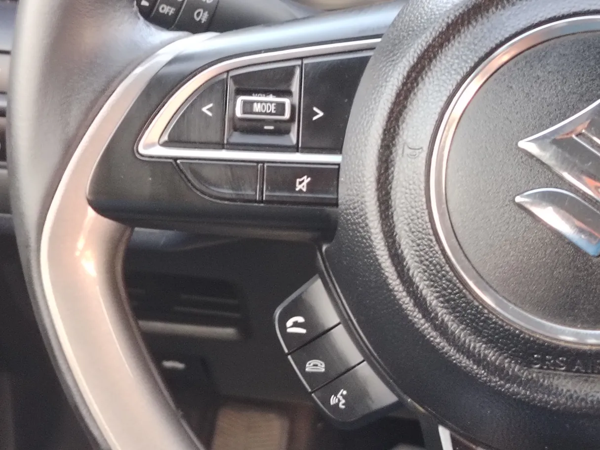 Car image 24