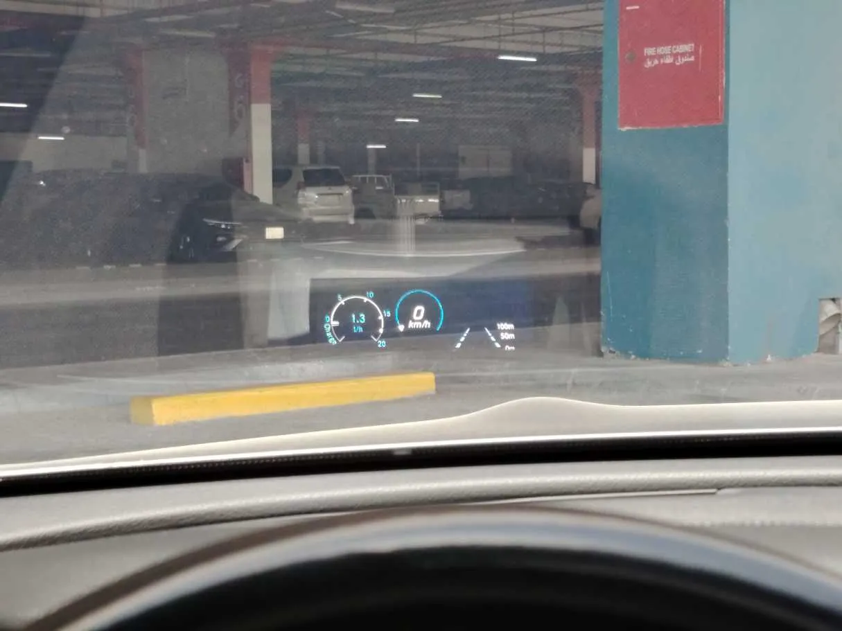 Car image 30