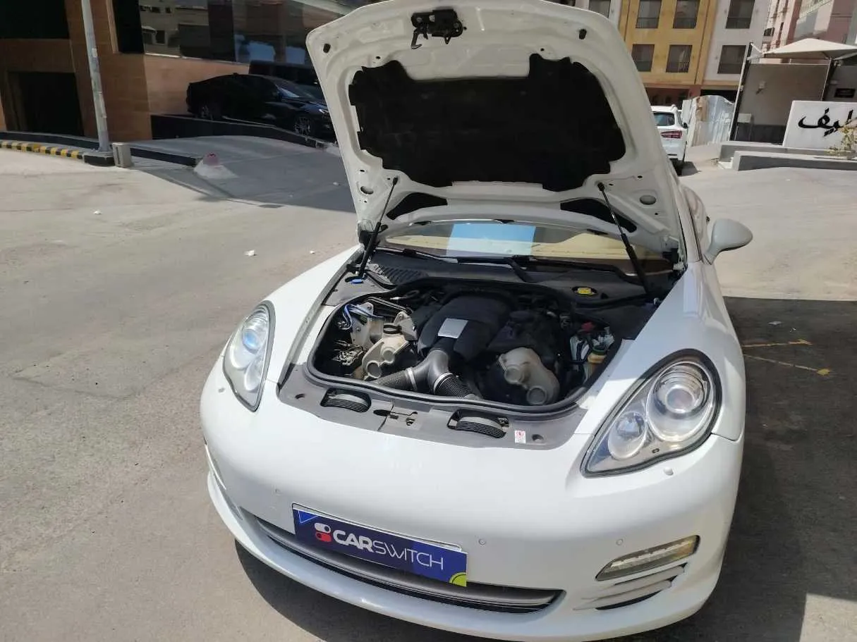 Car image 47