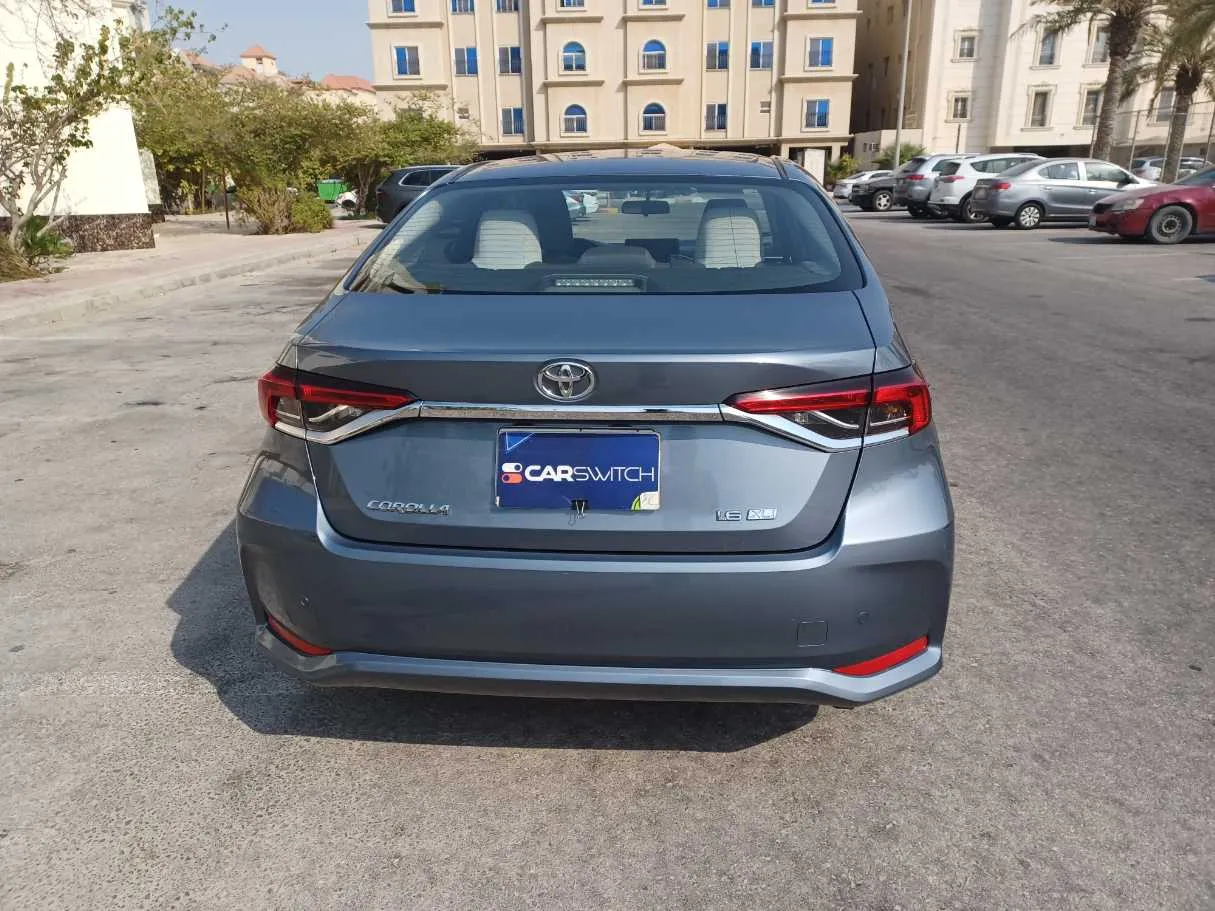 Car image 6