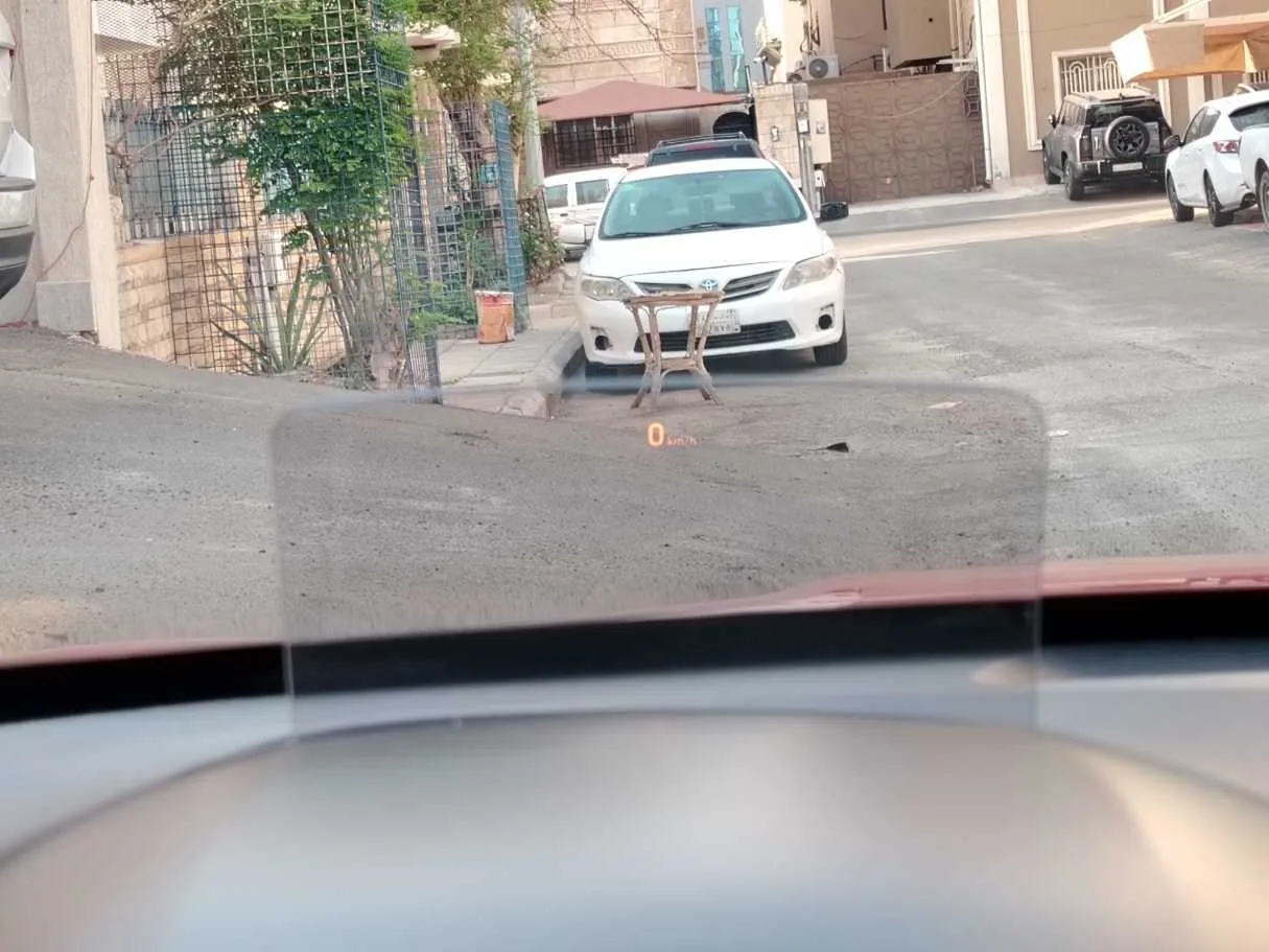 Car image 34