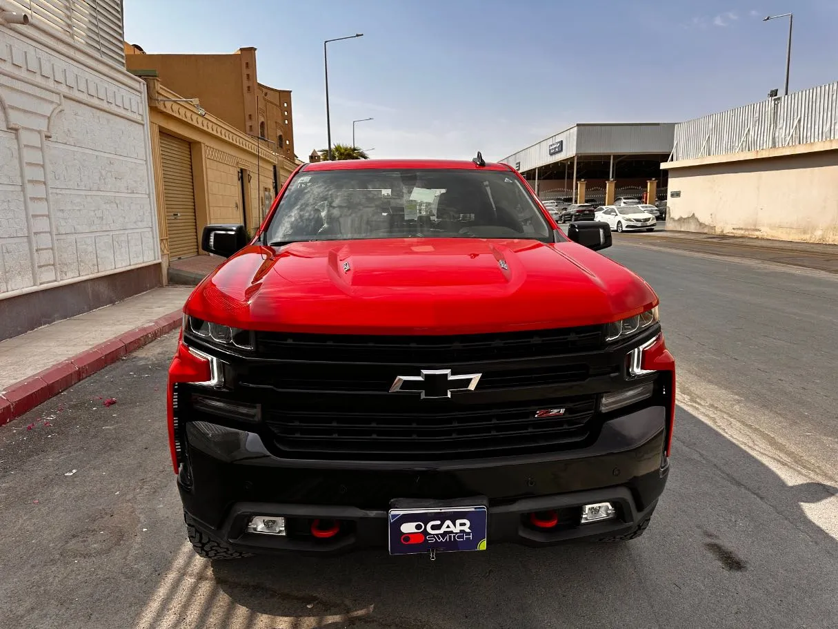Car image 2