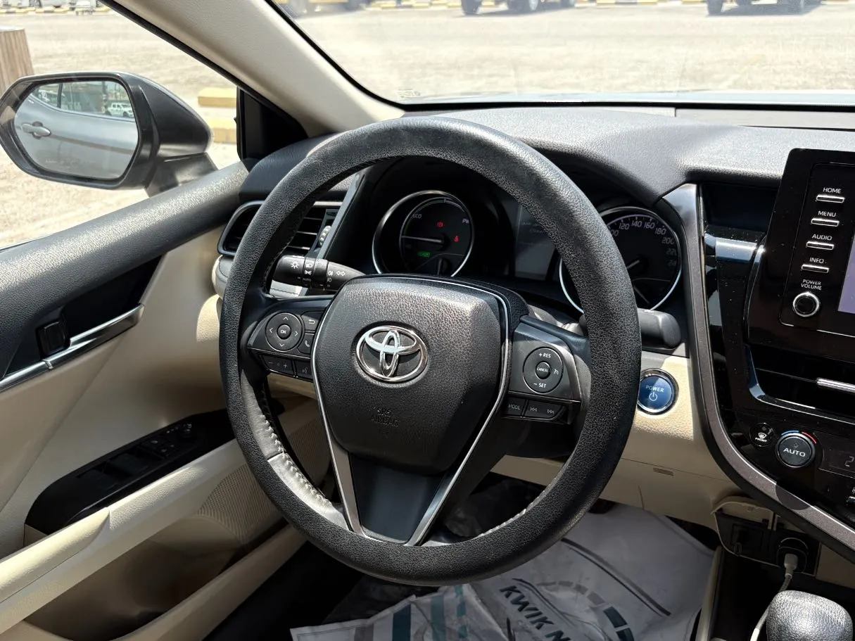 Car image 21