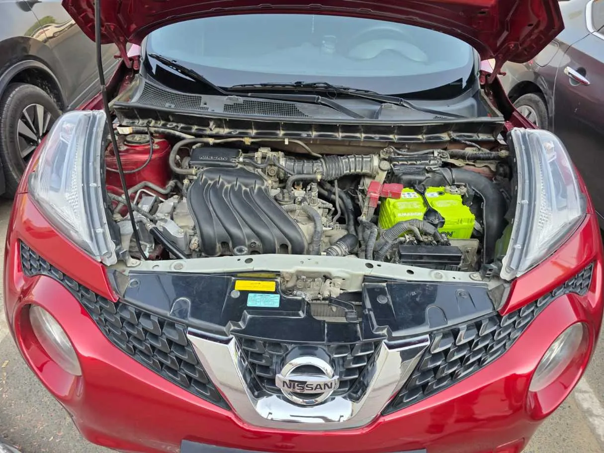 Car image 10