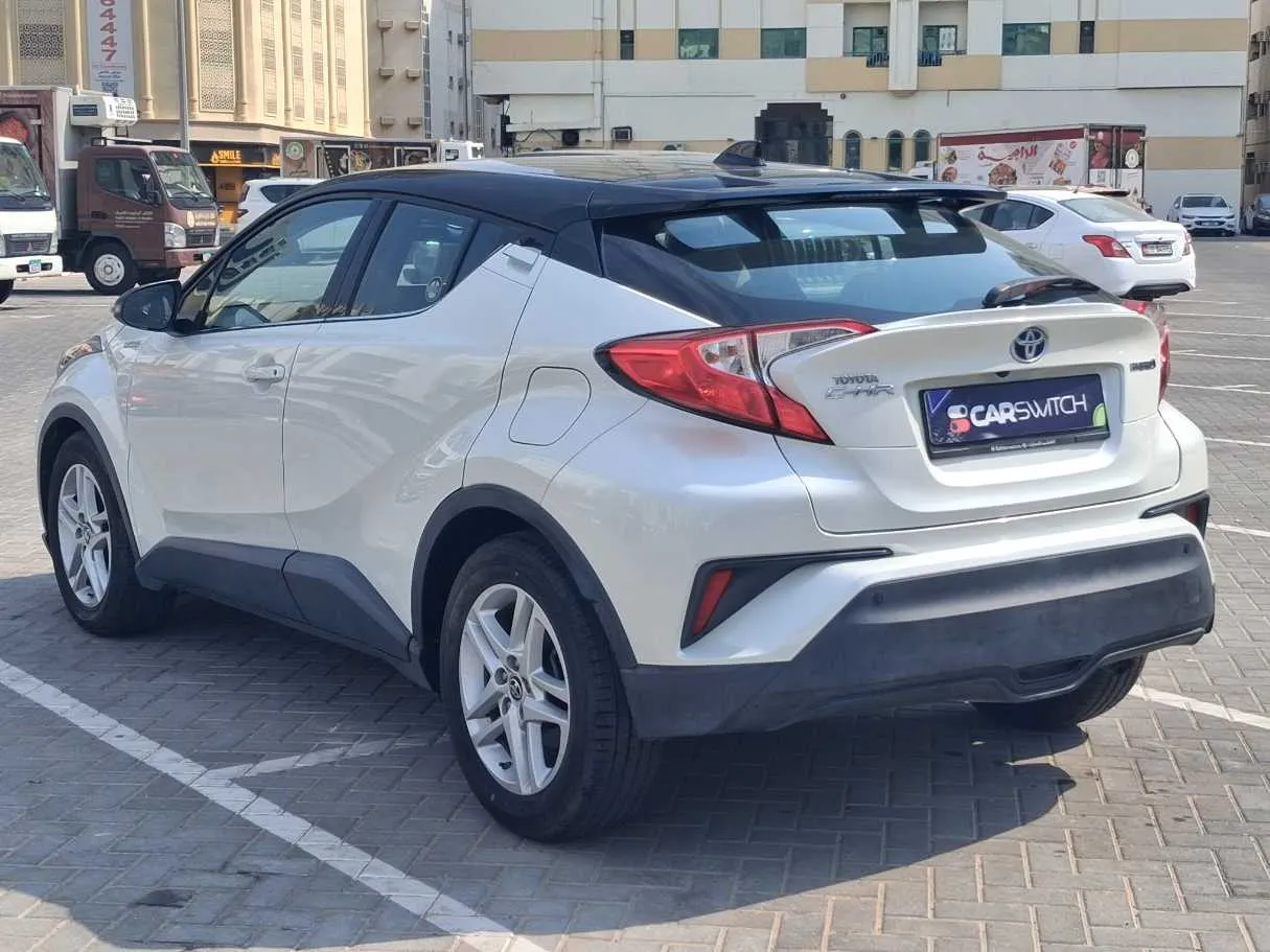Car image 5
