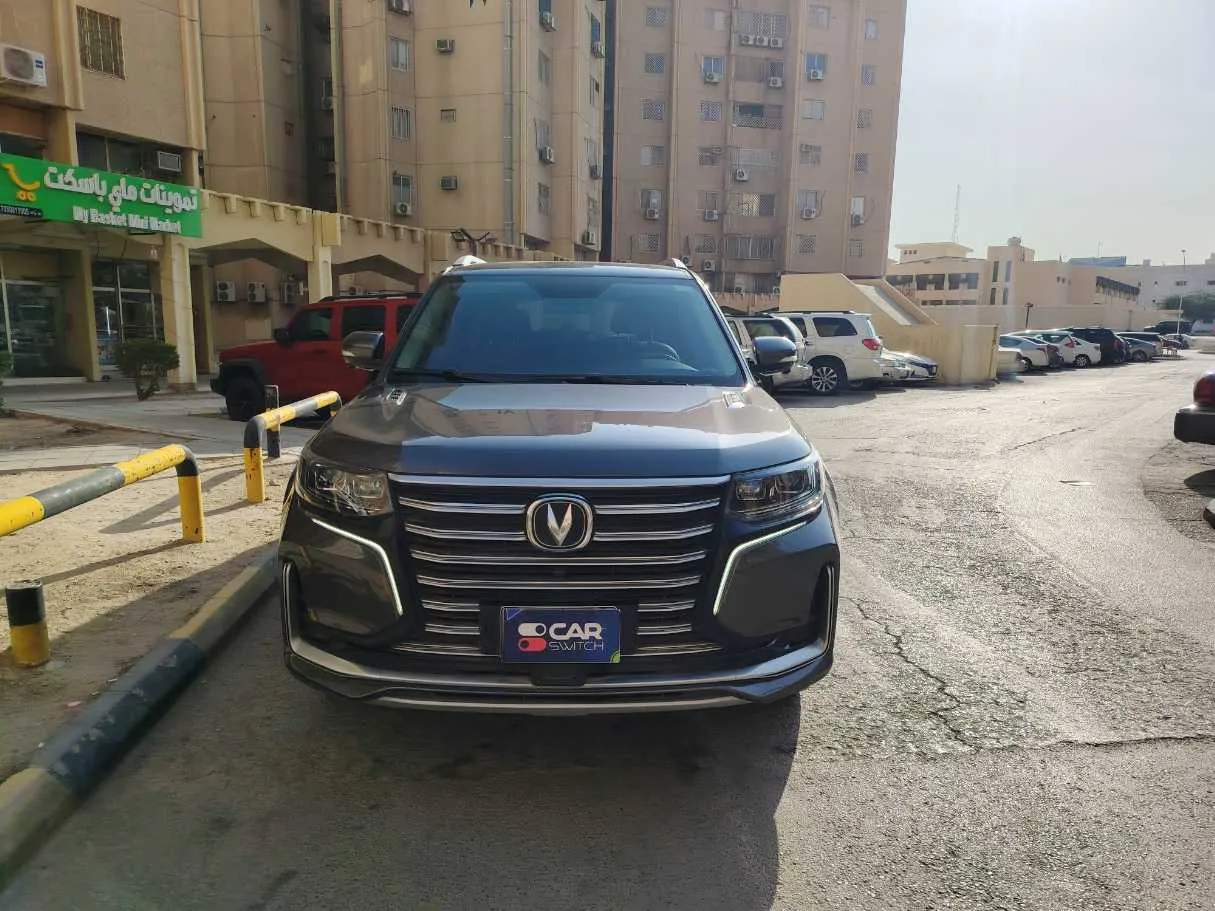 Car image 2