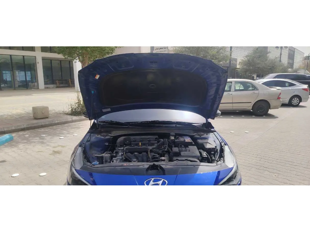 Car image 35