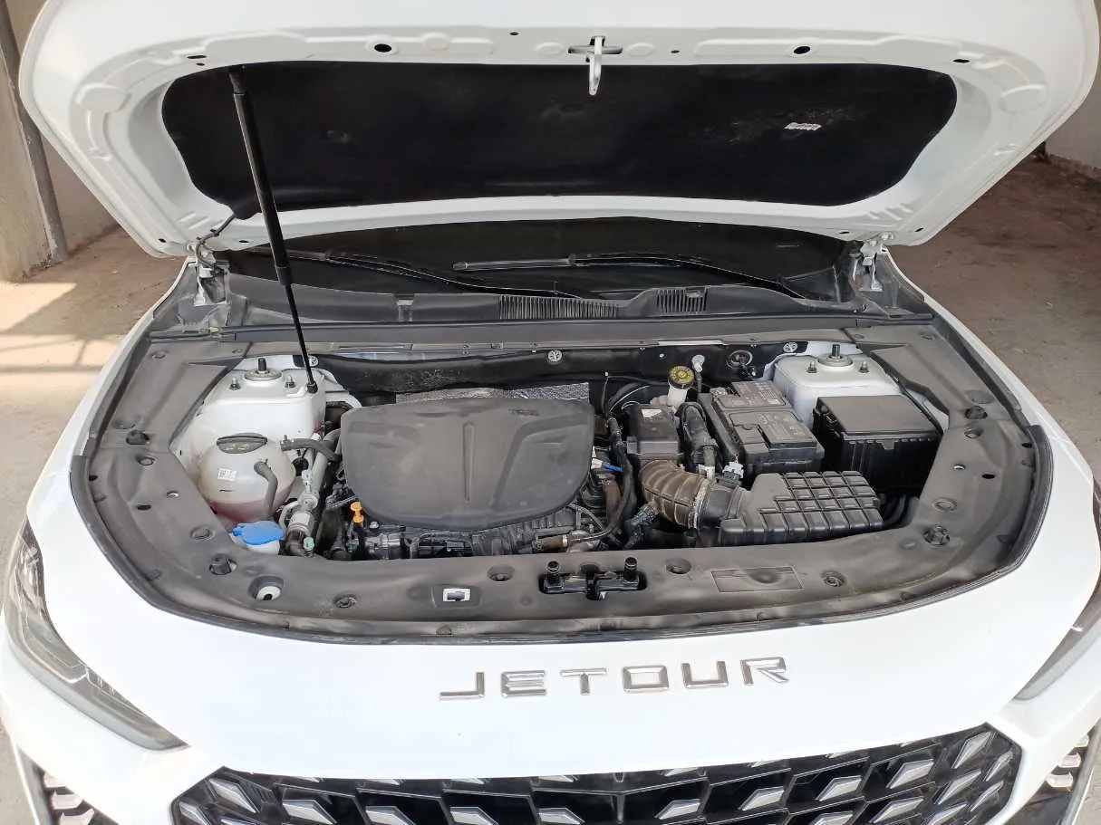 Car image 24