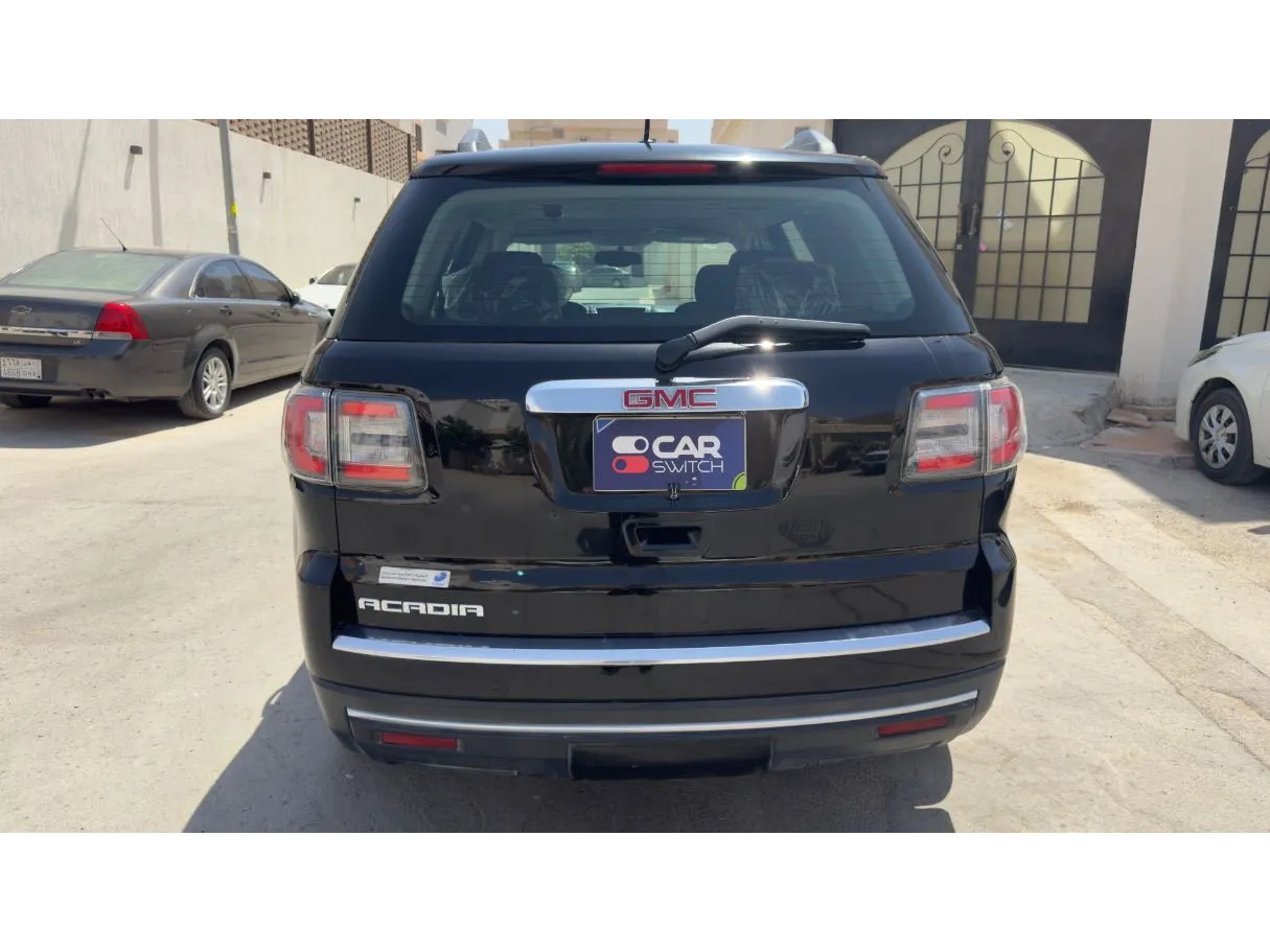 Car image 6