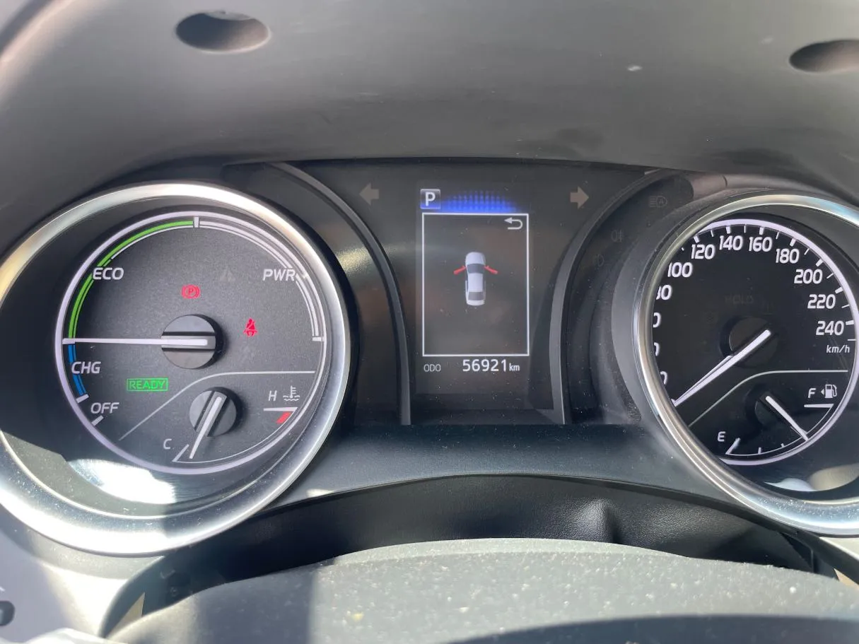 Car image 21