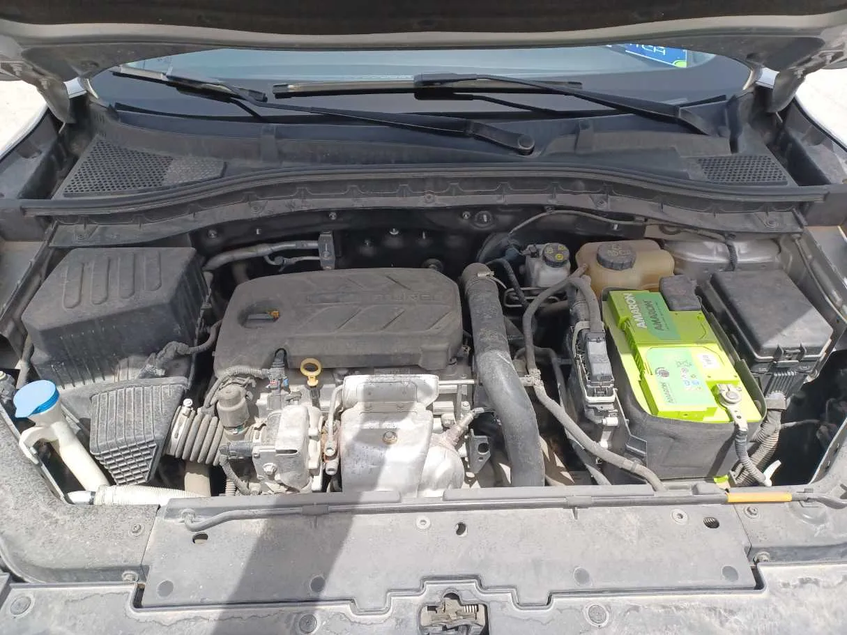 Car image 25