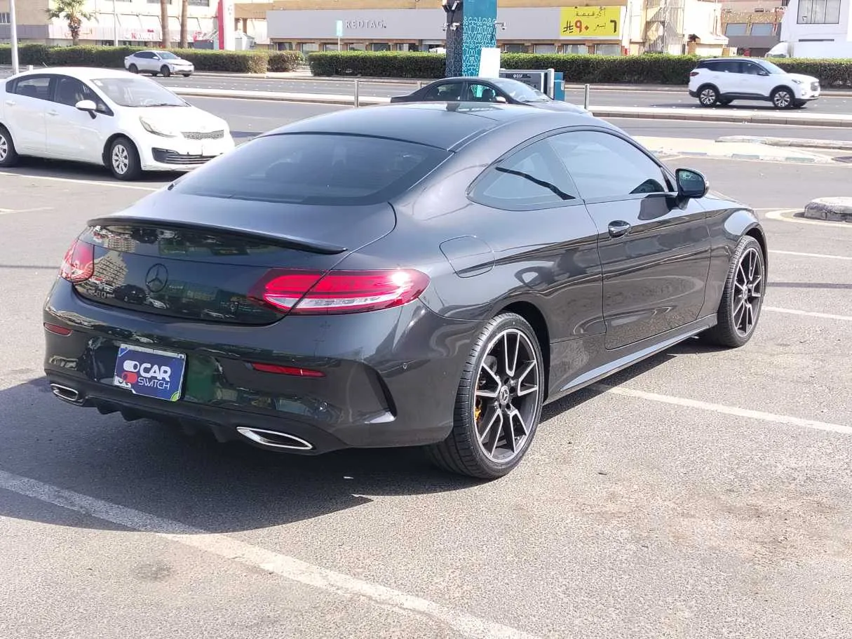 Car image 5