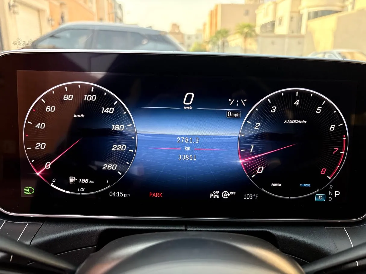 Car image 22