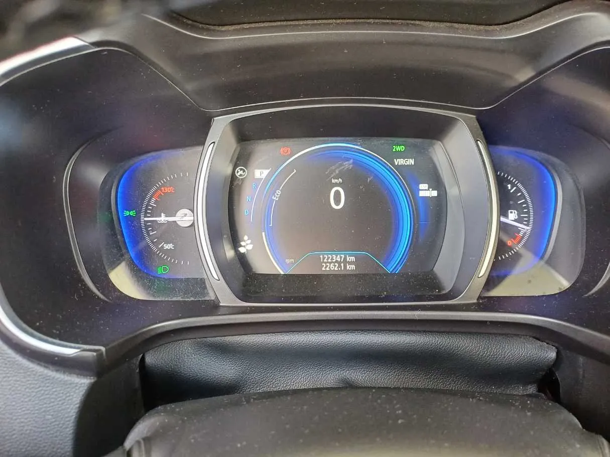 Car image 19