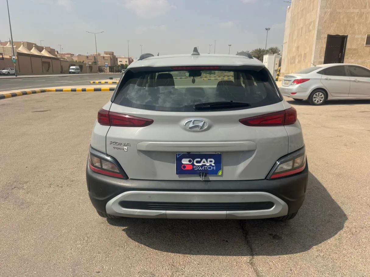 Car image 6