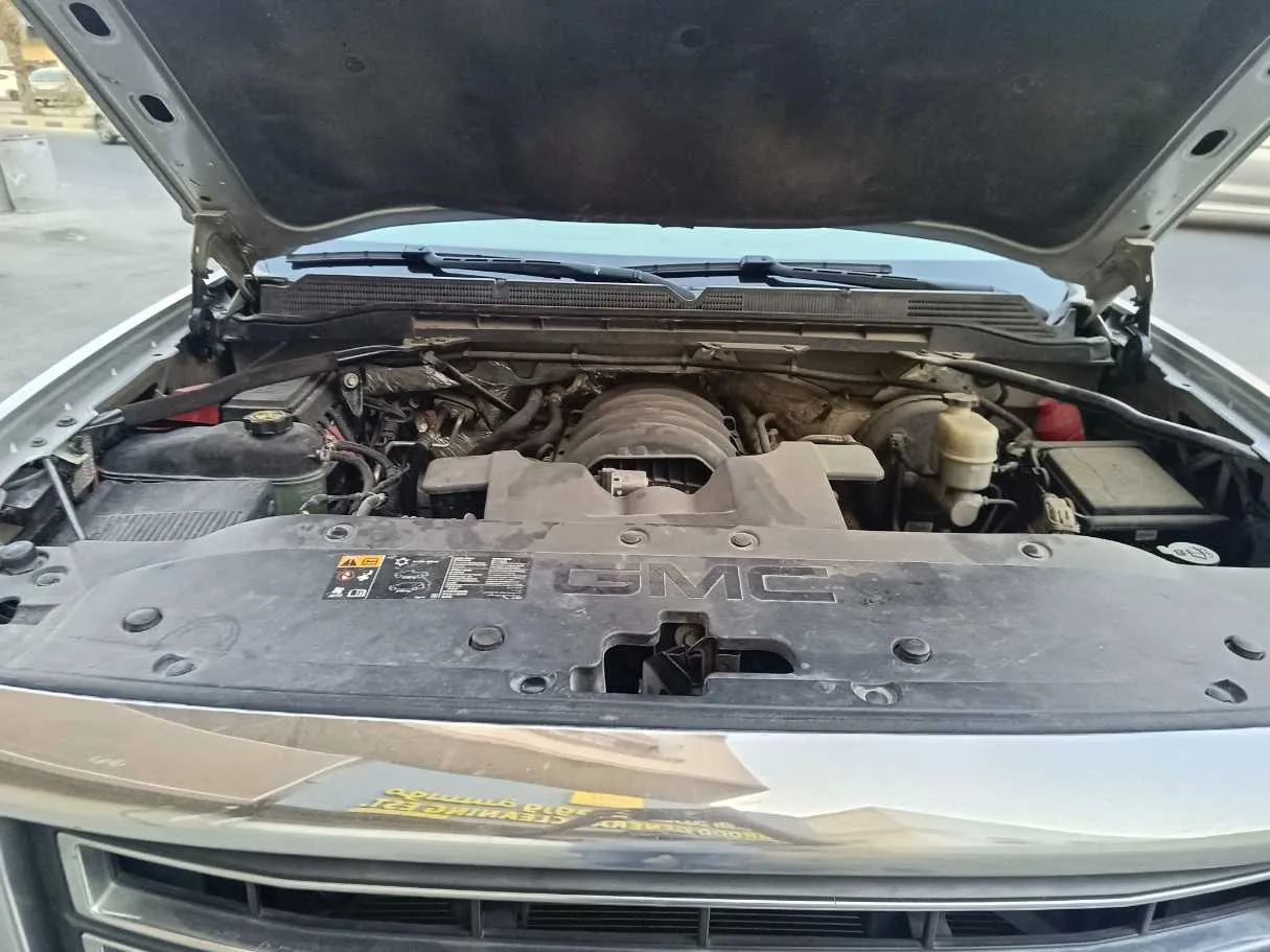 Car image 26