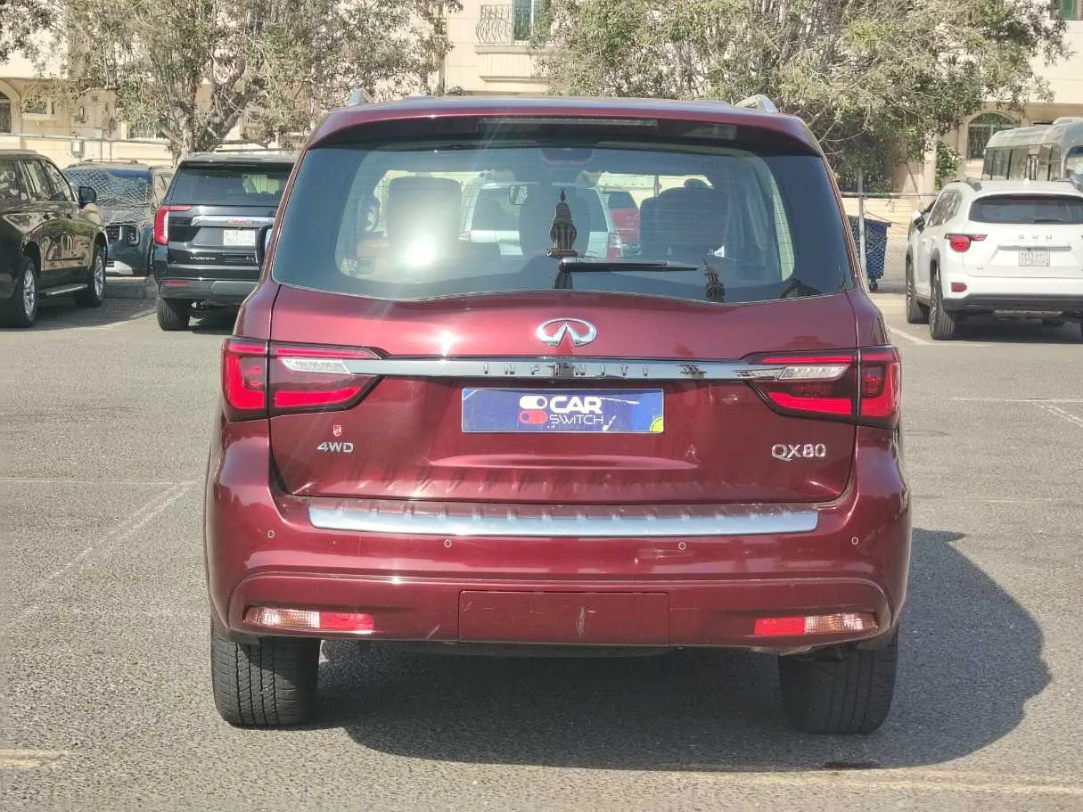 Car image 6