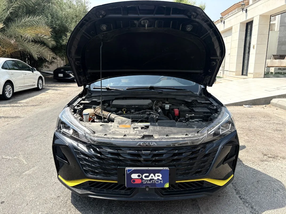 Car image 28