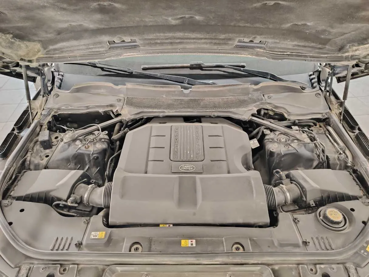 Car image 35