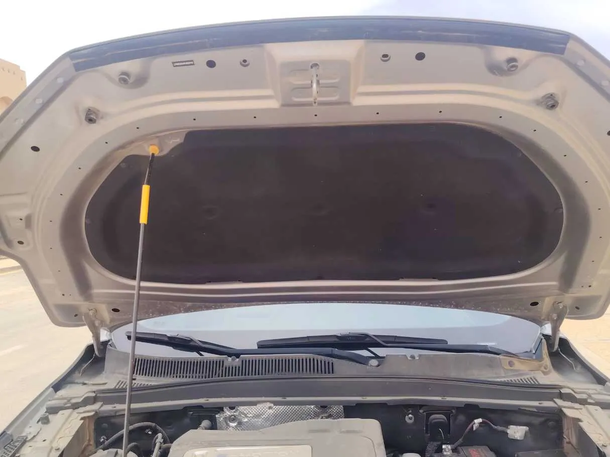 Car image 38