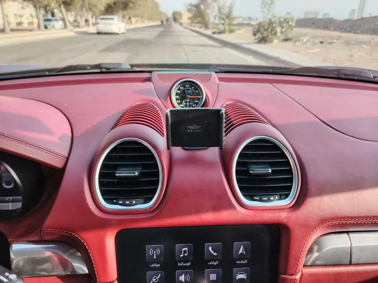 Car image 23