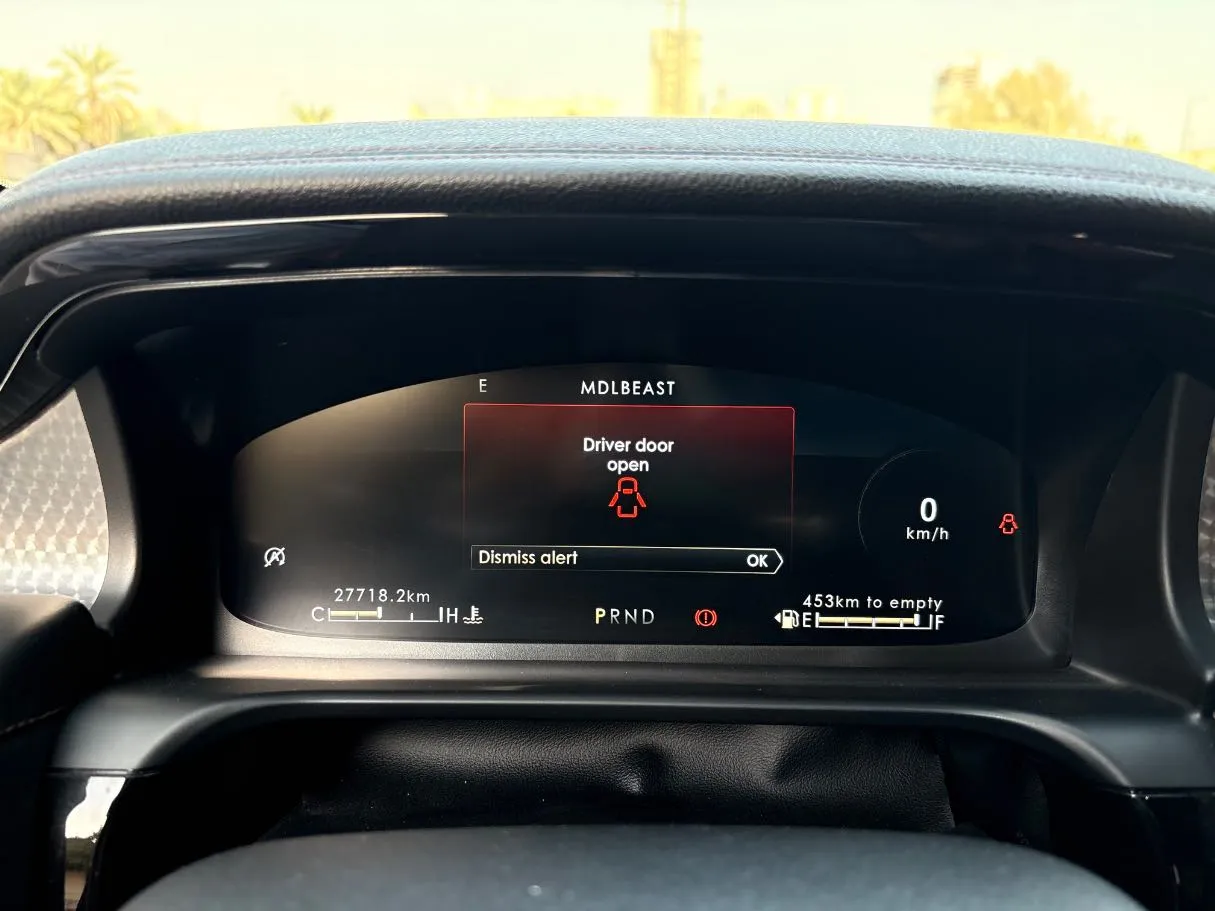 Car image 23
