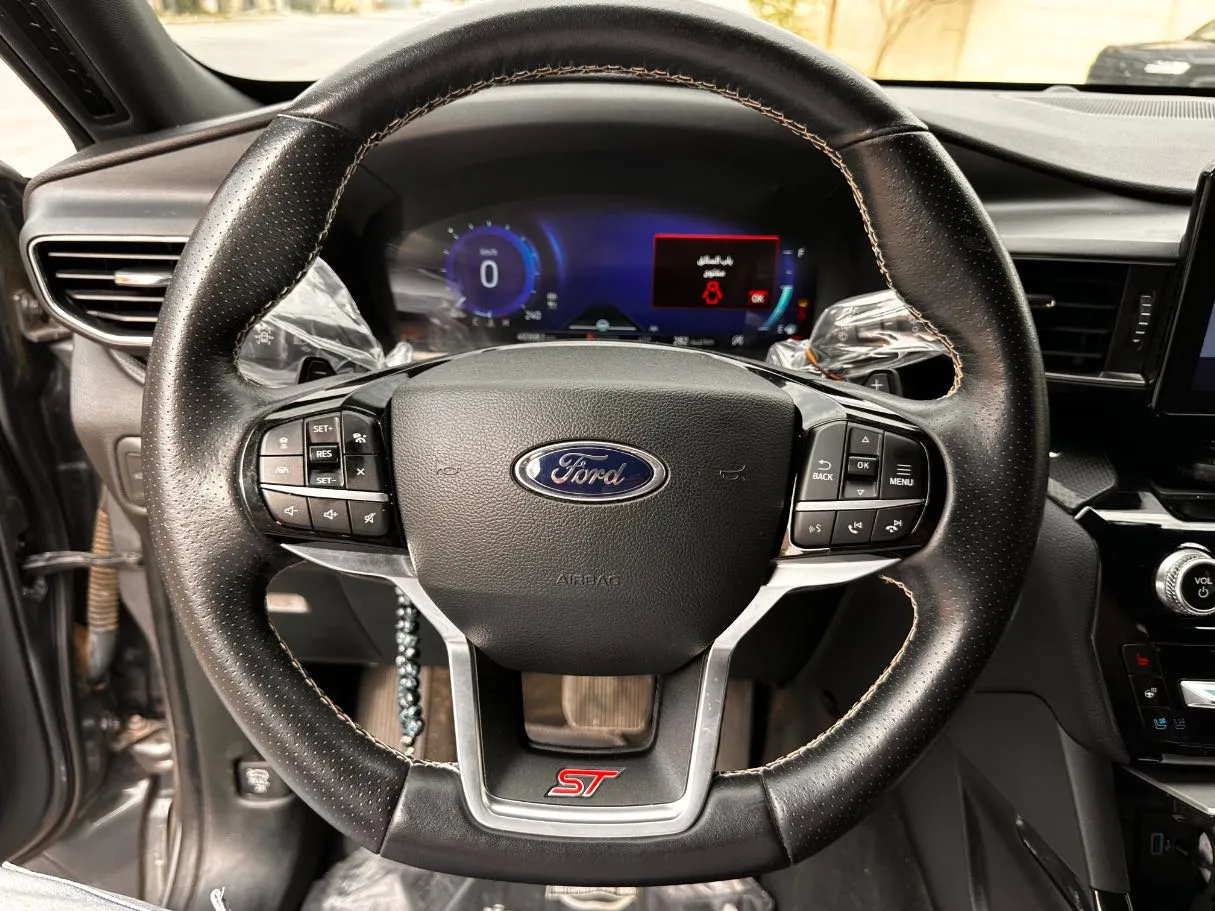 Car image 22