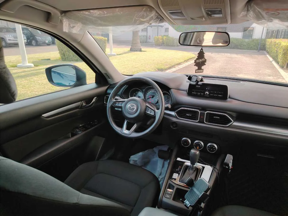 Car image 21