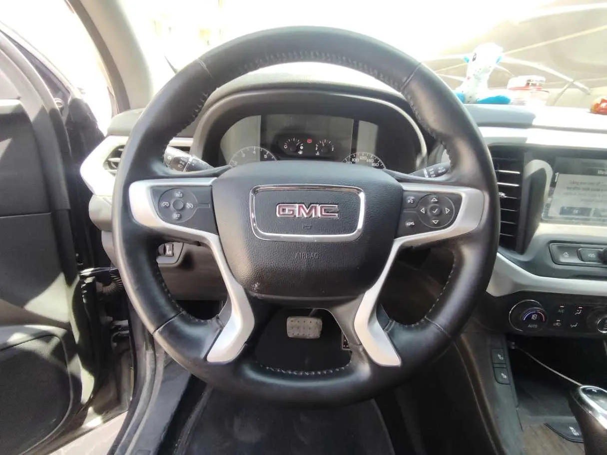 Car image 22