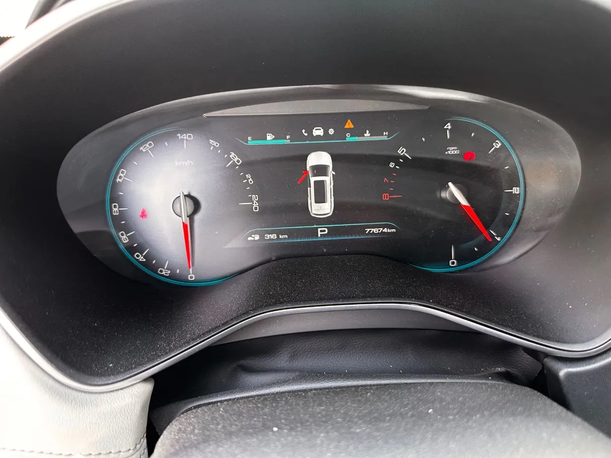 Car image 20