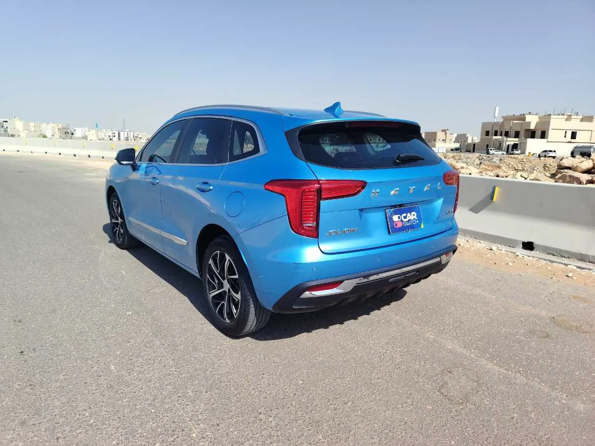 Car image 6