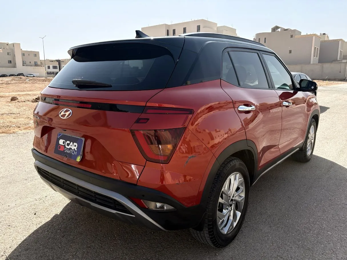 Car image 5