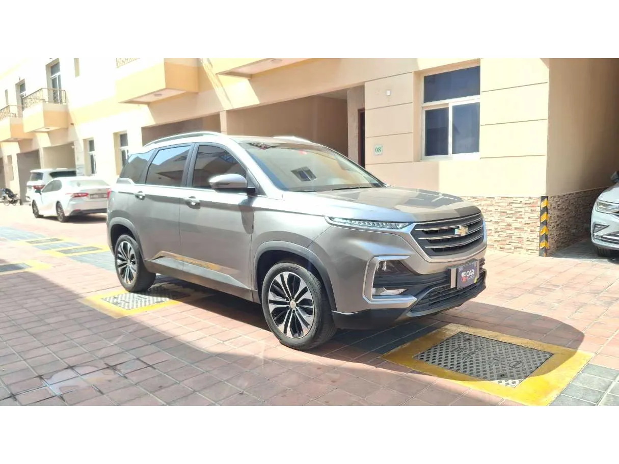 Car image 3