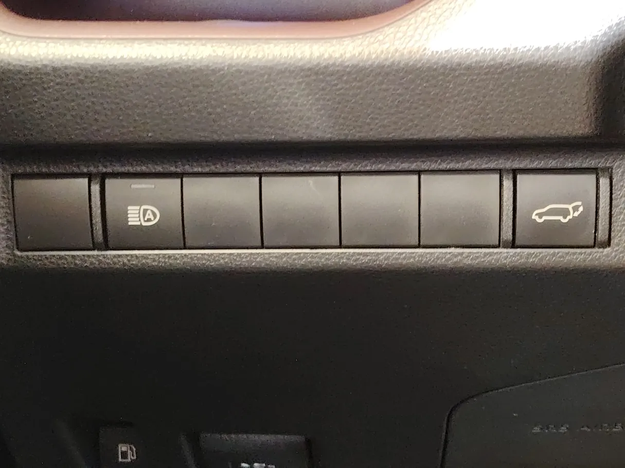 Car image 33