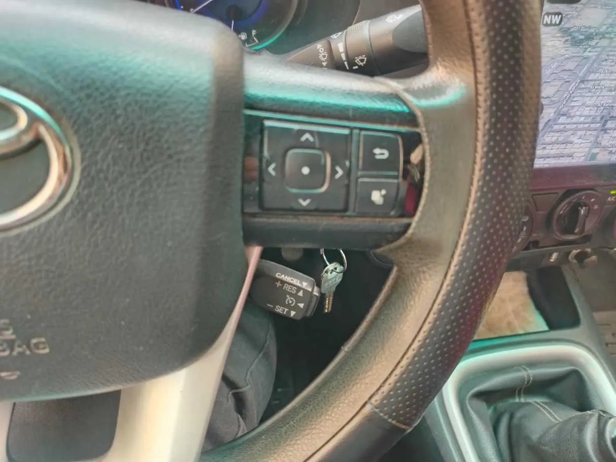 Car image 34