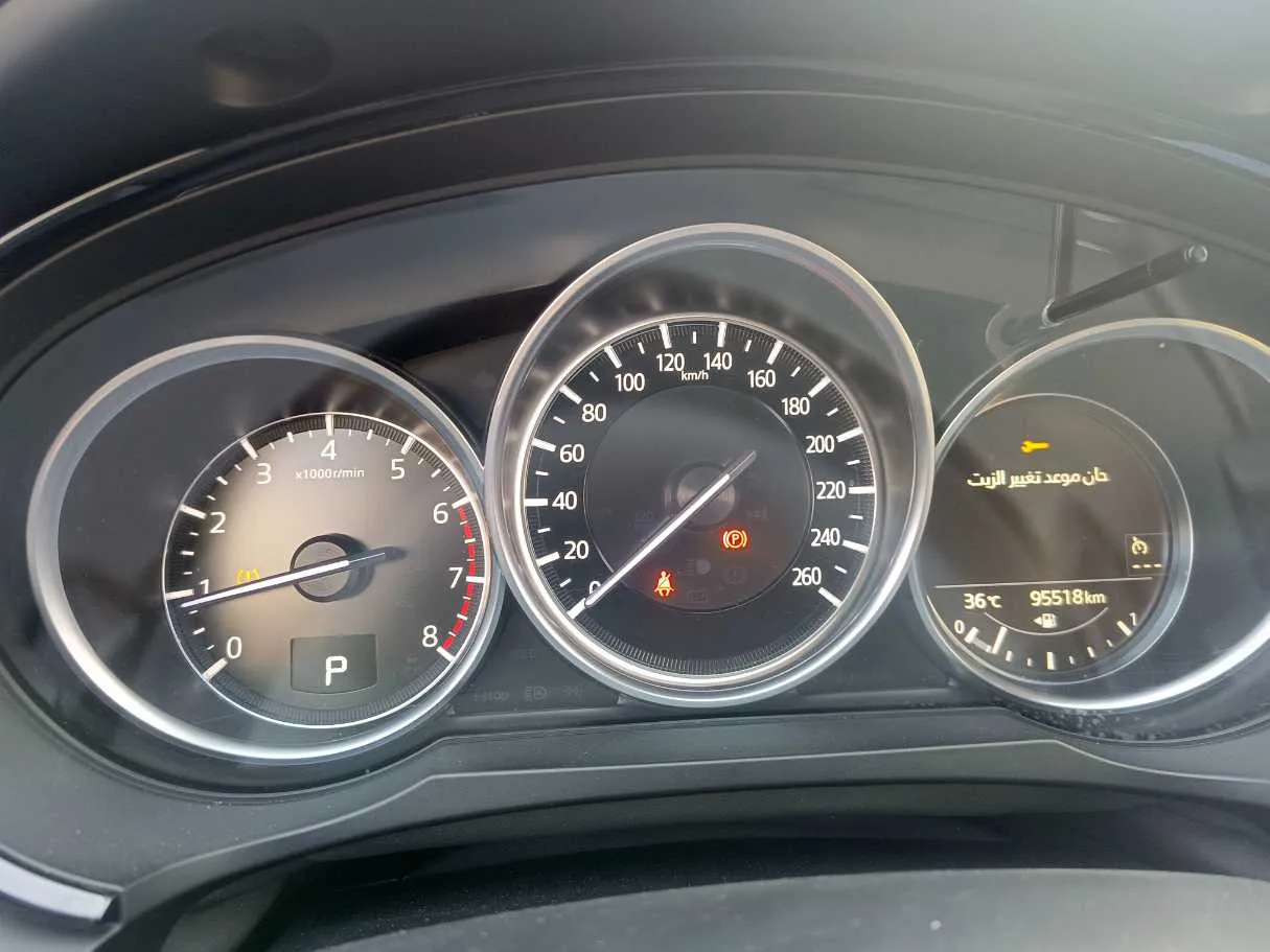 Car image 24