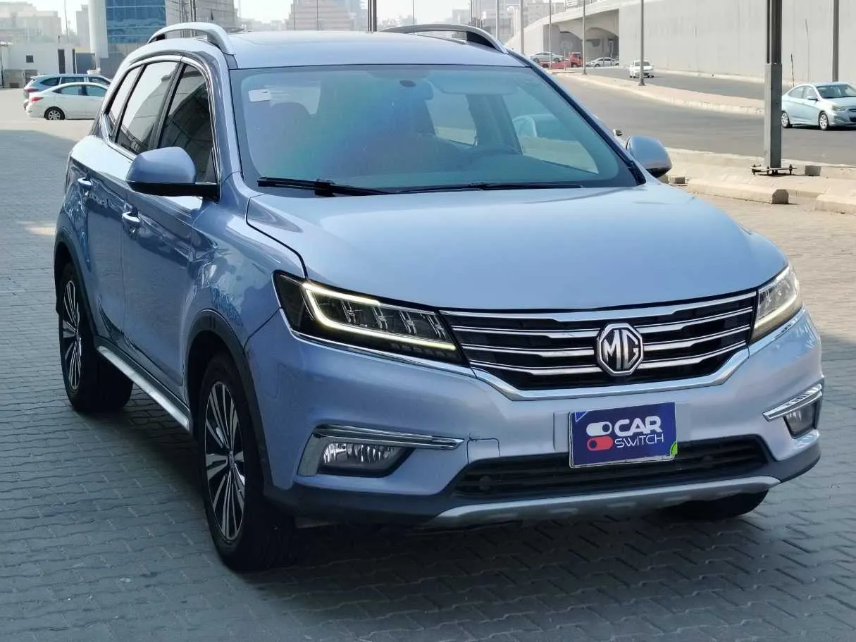 Car image 3