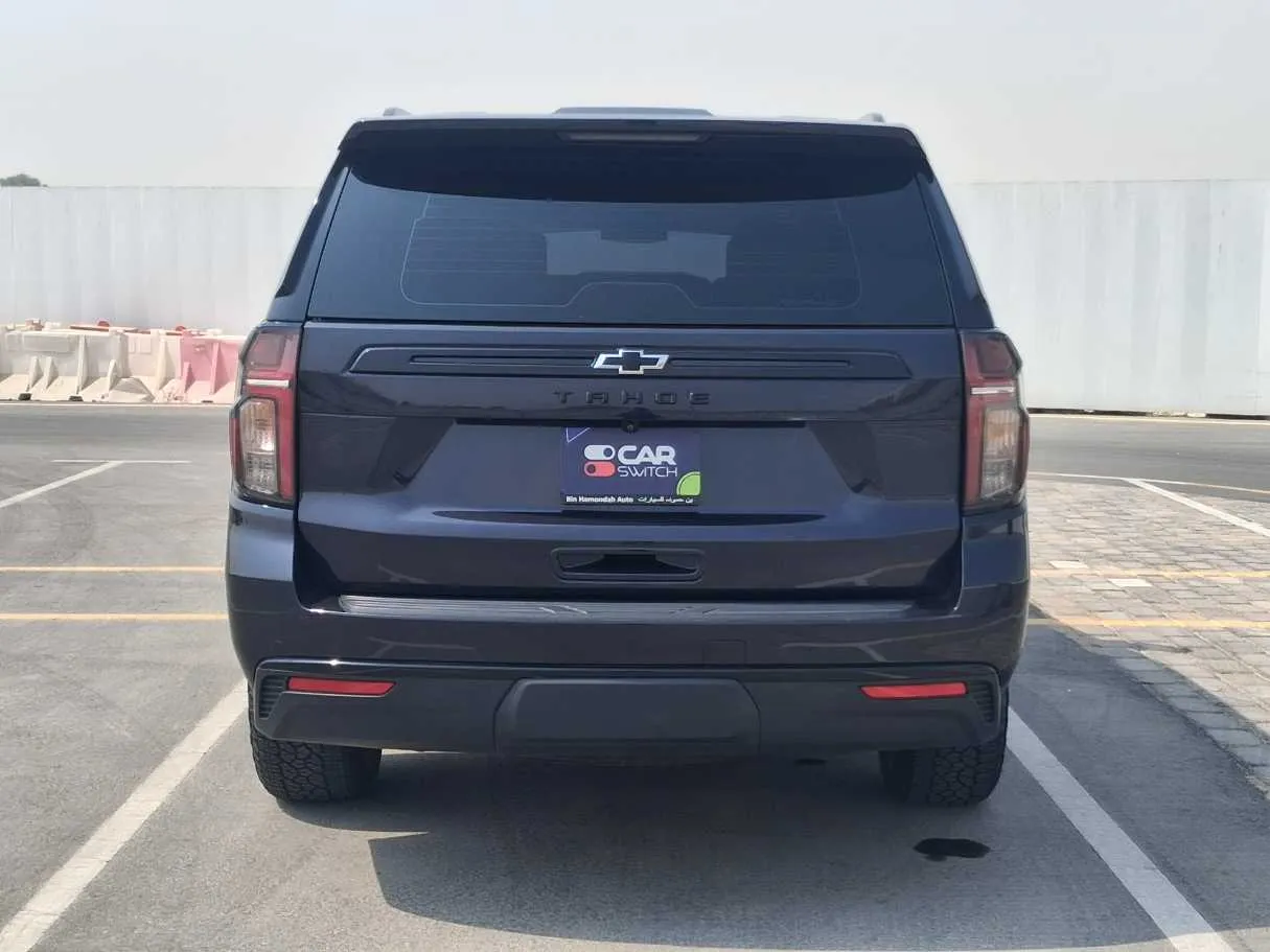 Car image 6